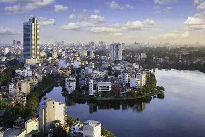 Chuyên gia Hotspot Matrix phân tích: 5 mẫu áo mùa hè hoàn hảo nhất và marketing video